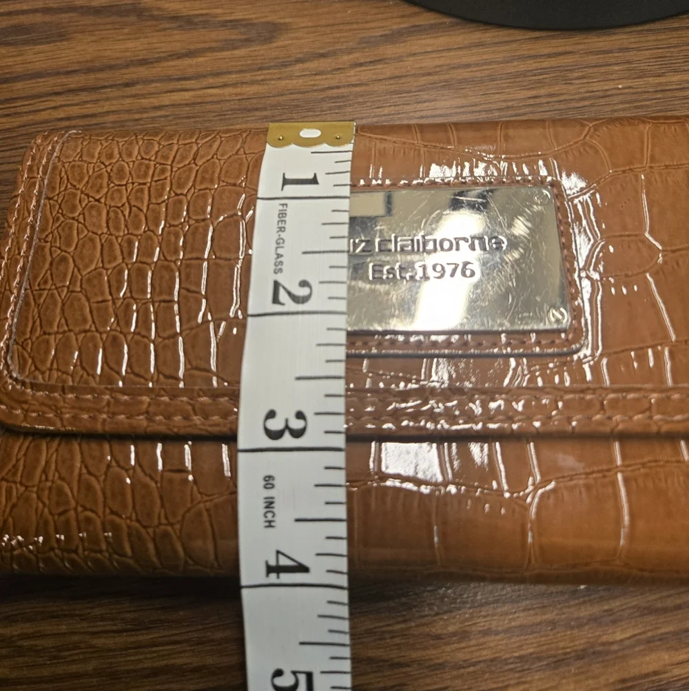 Liz Claiborne Patent Leather wallet